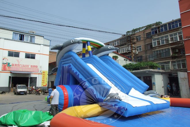 运河充气大滑梯